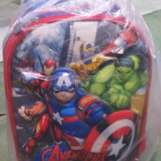 Mochila de rueditas con cartuchera