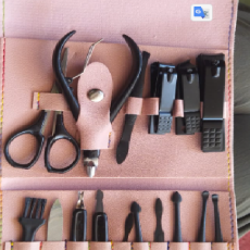 Set de corta uñas y aseo personal